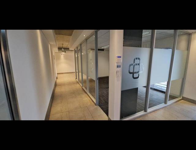 BUSINESS PROPERTY TO RENT IN VORNA VALLEY